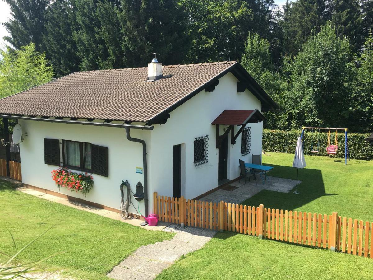 Ferienbungalow Weber Velden am Woerthersee Exterior photo